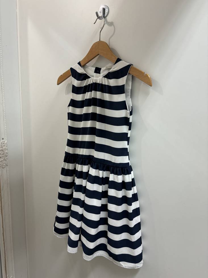 Lasten mekko käytetty 122 cm - - 265 - 1