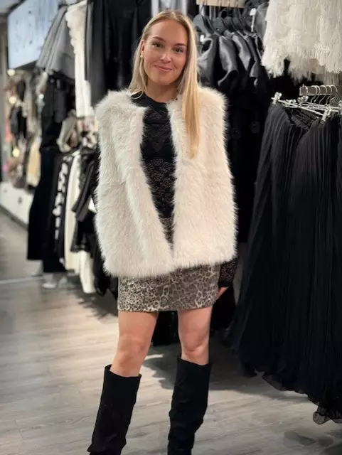 Remy liivi - Naisten jakut ja takit - 14110555 - 1