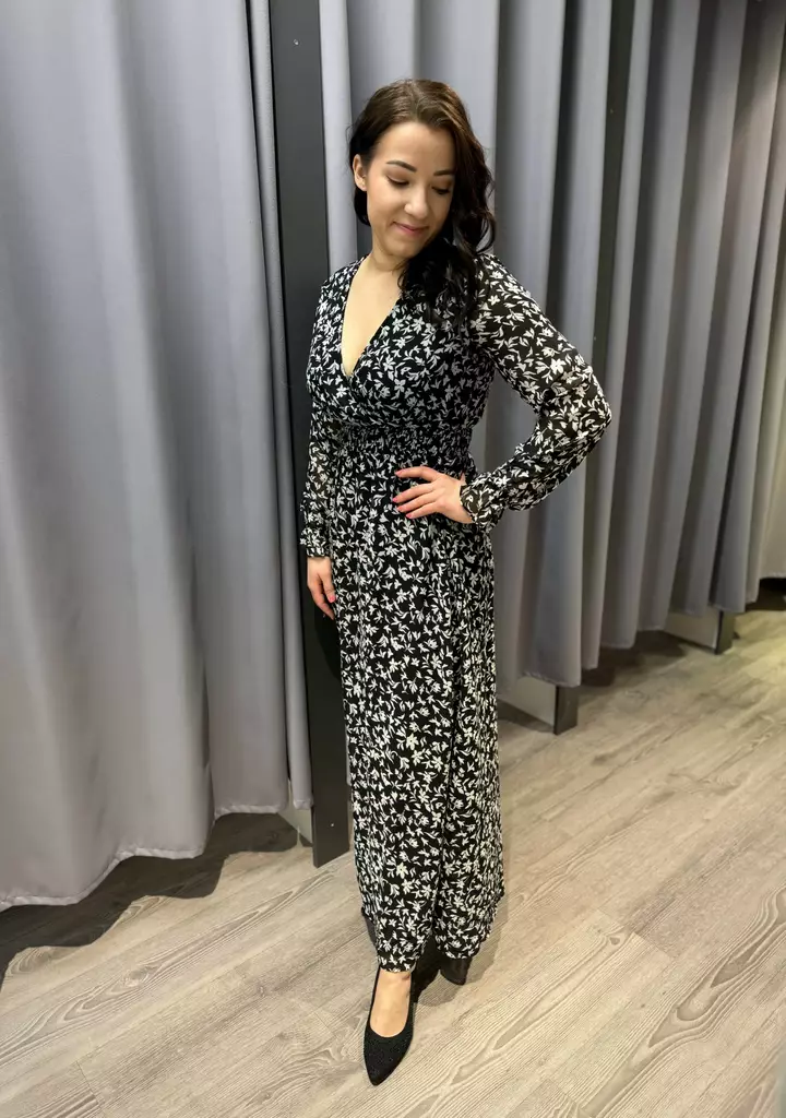 Holly maksimekko - Mekot ja hameet - 10302999 - 1